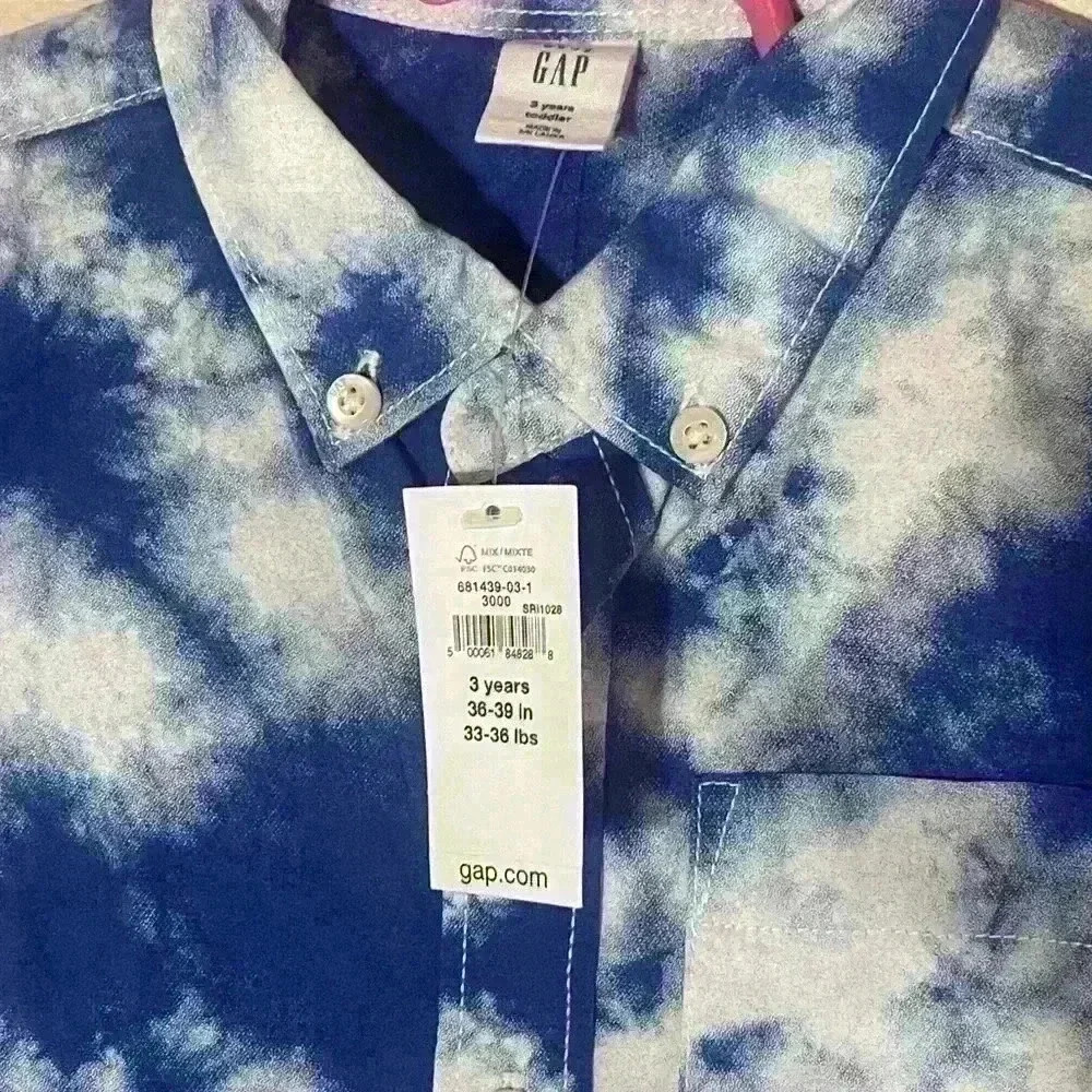 3T GAP Button Down Shirt - Picture 2 of 3